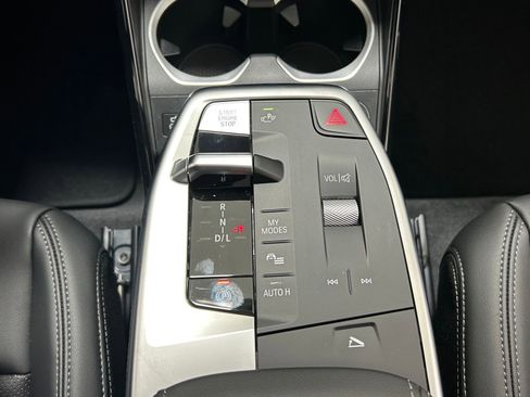 Used 2025 BMW X1 xDrive28i w/ Convenience Package image 21
