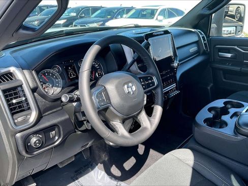 Used 2026 RAM 2500 Big Horn AWD/4WD image 10