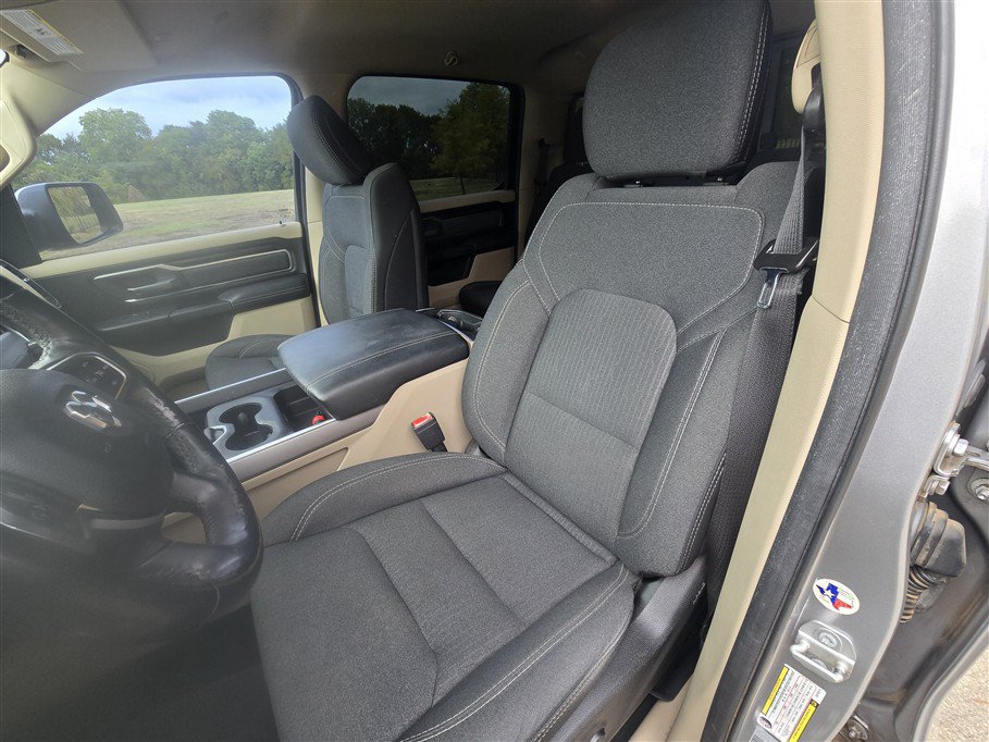 Used 2019 RAM 1500 Big Horn AWD/4WD image 12