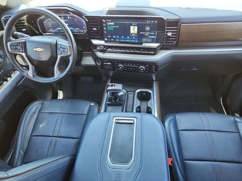 Used 2022 Chevrolet Silverado 1500 High Country w/ LPO, Dark Essentials Package AWD/4WD image 16