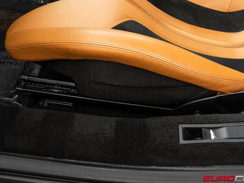 Used 2021 Ferrari F8 Tributo RWD image 46