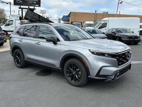 Used 2023 Honda CR-V Sport image 2