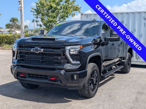 Used 2025 Chevrolet Silverado 2500 LTZ w/ Trail Boss Package AWD/4WD image 7