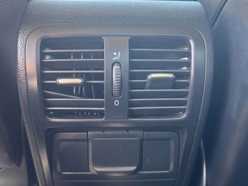 Used 2009 Volkswagen CC VR6 Sport FWD image 17