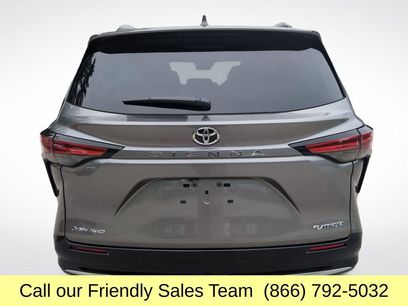 New 2026 Toyota Sienna Platinum