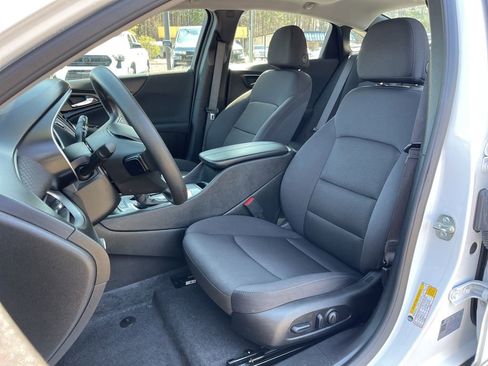 Used 2024 Chevrolet Malibu LT image 18