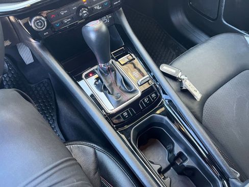 Used 2025 Jeep Compass Trailhawk image 37