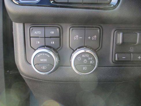 New 2026 GMC Yukon AT4 w/ AT4 Premium Plus Package AWD/4WD image 17