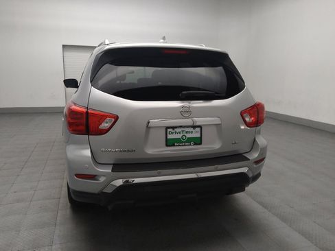 Used 2020 Nissan Pathfinder SL image 6