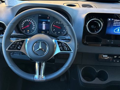 New 2025 Mercedes-Benz Sprinter 2500 image 13
