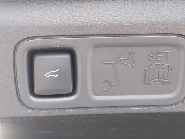 Certified 2024 Ford Expedition Max Limited RWD image 14