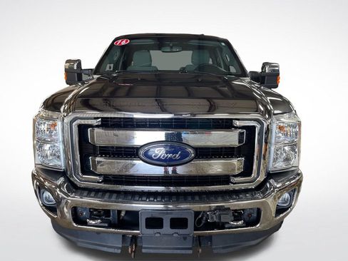 Used 2016 Ford F250 XLT w/ XLT Premium Package AWD/4WD image 9