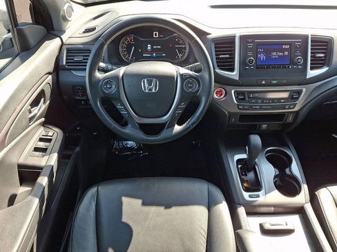 Used 2017 Honda Ridgeline RTL image 11