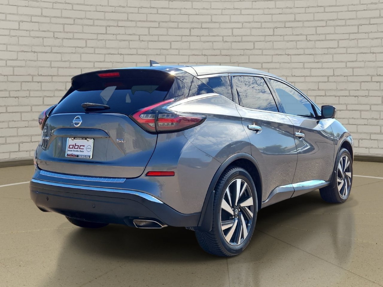 Used 2022 Nissan Murano SL w/ SL Moonroof Package FWD image 3