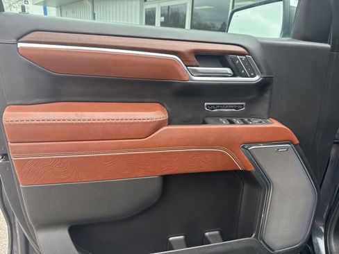 Used 2024 GMC Sierra 1500 Denali Ultimate image 17