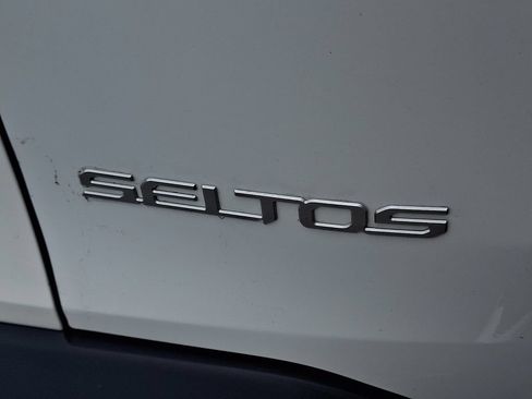 Used 2024 Kia Seltos SX AWD/4WD image 32