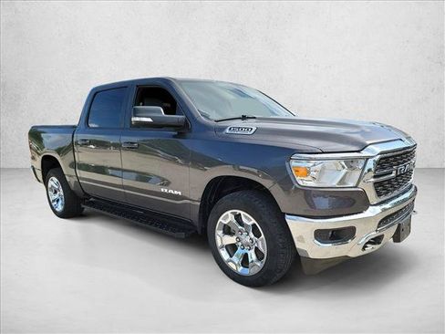 Used 2022 RAM 1500 Big Horn AWD/4WD image 3