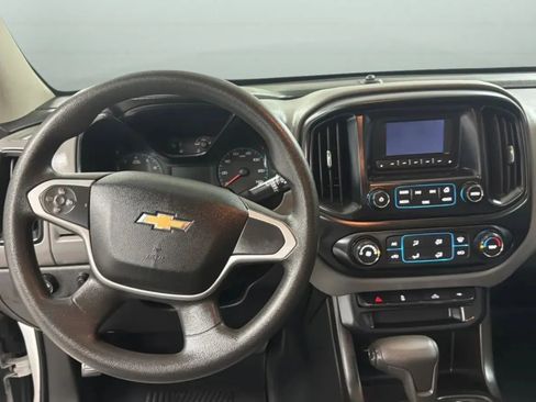 Used 2015 Chevrolet Colorado W/T w/ WT Convenience Package RWD image 10