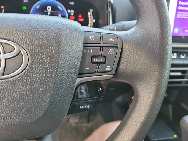 Used 2025 Toyota Camry LE FWD image 29