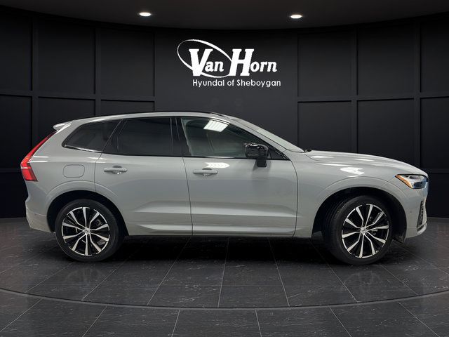 Used 2025 Volvo XC60 B5 Ultra w/ Protection Package Premier AWD/4WD image 8