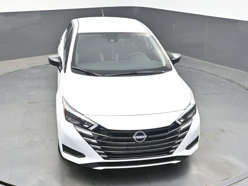 Certified 2025 Nissan Versa S w/ Trunk Package image 31