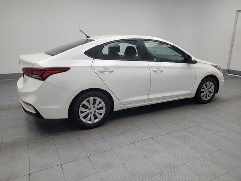Used 2021 Hyundai Accent SE FWD image 10
