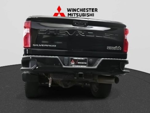 Used 2022 Chevrolet Silverado 2500 High Country image 35