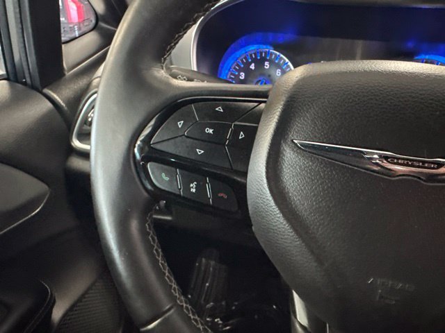 Used 2018 Chrysler Pacifica Touring Plus w/ S Appearance Package FWD image 23