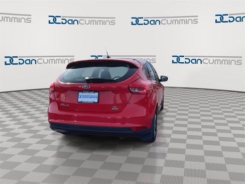 Used 2016 Ford Focus SE image 8