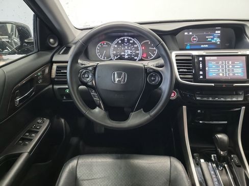 Used 2016 Honda Accord EX-L image 16