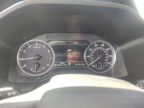 Used 2025 Mitsubishi Outlander SE AWD/4WD image 3