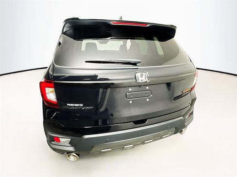 Used 2025 Honda Passport TrailSport image 6