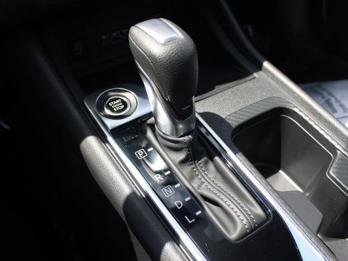 Used 2025 Nissan Sentra SV w/ Trunk Package FWD image 20