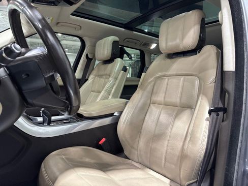 Used 2019 Land Rover Range Rover Sport HSE image 10