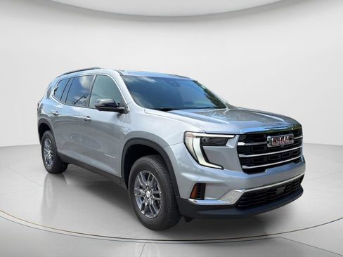 Used 2025 GMC Acadia Elevation FWD image 8