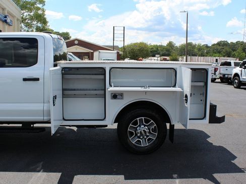 Used 2025 Ford F350 XLT AWD/4WD image 19