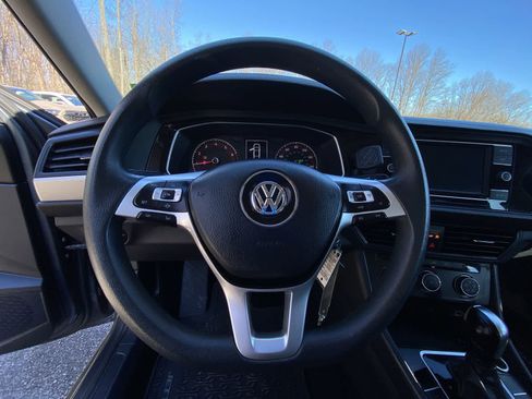 Used 2019 Volkswagen Jetta S FWD image 25