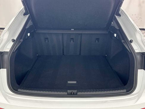 Certified 2023 Audi Q4 e-tron Prestige w/ Black Optic Package image 25