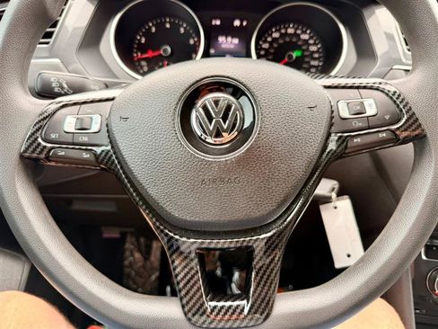 Used 2018 Volkswagen Tiguan S AWD/4WD image 11