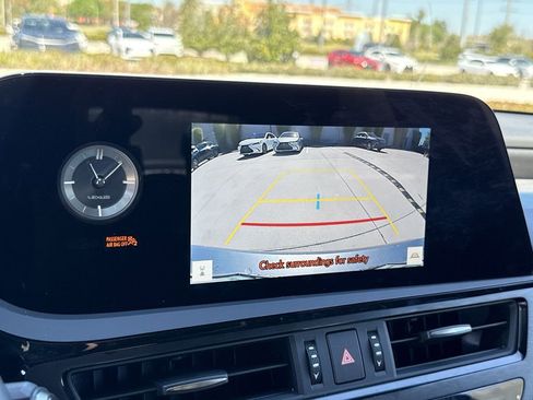 Used 2025 Lexus ES 350 w/ Premium Package image 23