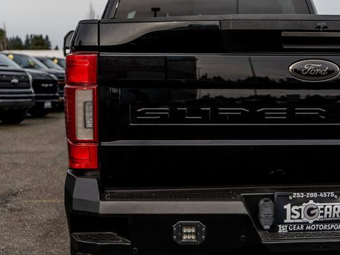 Used 2020 Ford F350 Lariat image 10