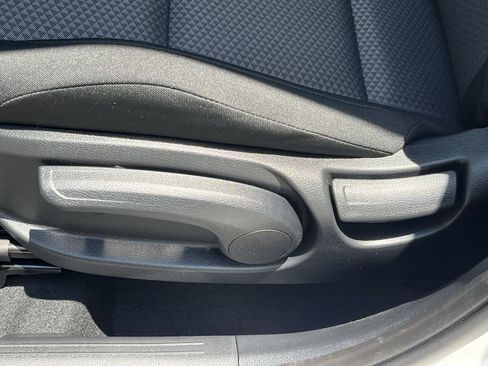 New 2025 Kia Soul LX w/ LX Technology Package image 16