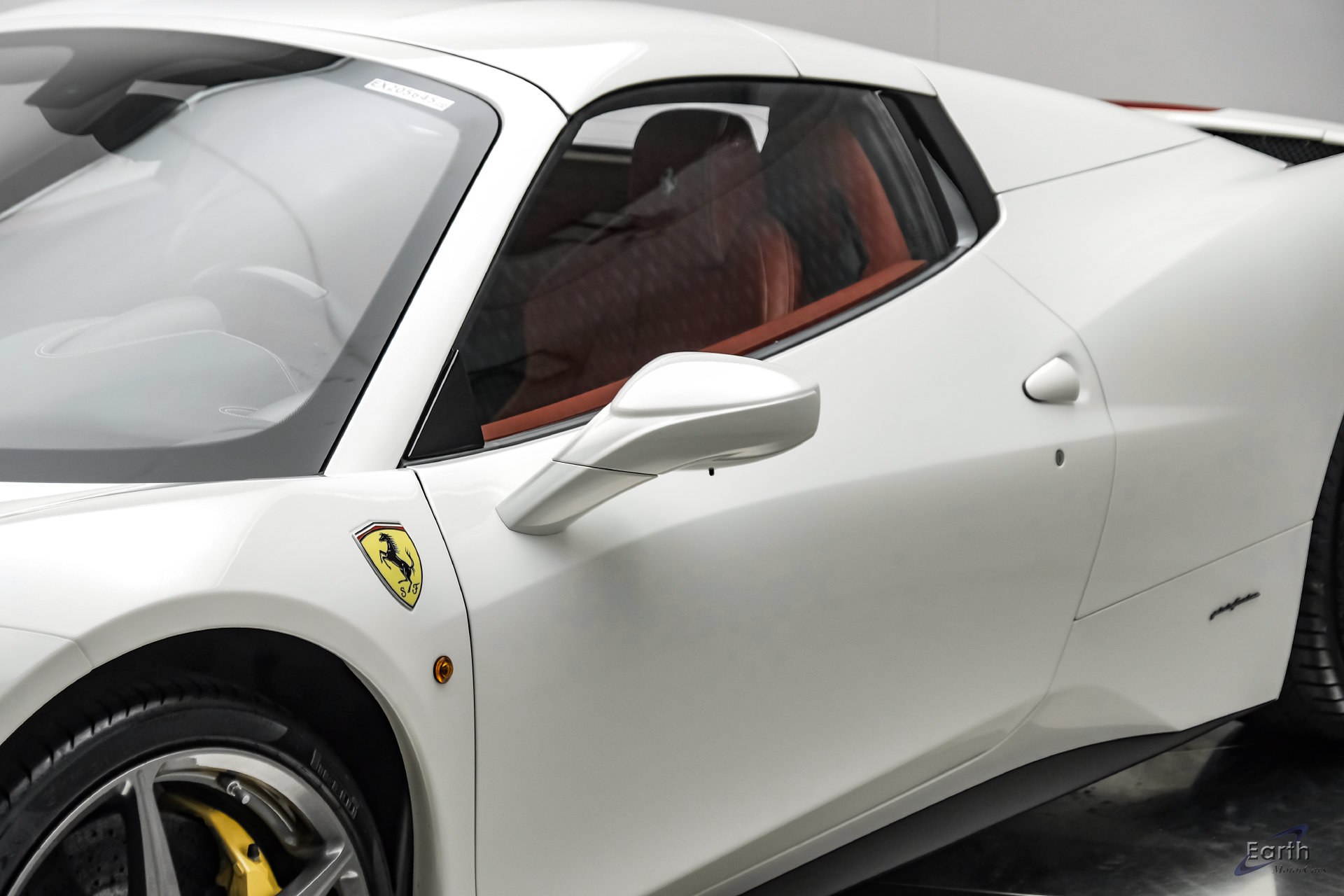 Used 2015 Ferrari 458 Spider RWD image 37