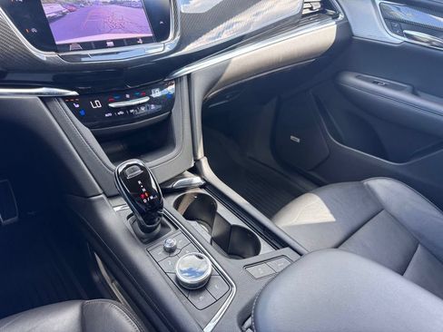 Used 2020 Cadillac XT6 Sport AWD/4WD image 36