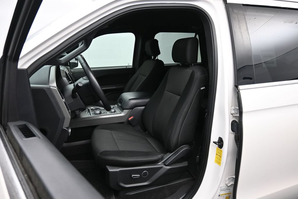 Used 2019 Ford Expedition Max XLT w/ Cargo Package AWD/4WD image 20