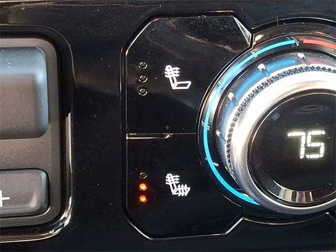 Used 2025 GMC Sierra 1500 Elevation image 24