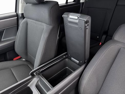 New 2026 Hyundai Santa Fe SE image 13