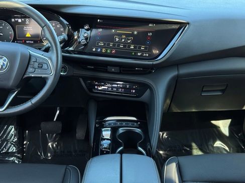 Used 2023 Buick Envision Avenir image 30