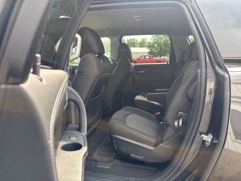 Used 2016 Chevrolet Traverse LT FWD image 15