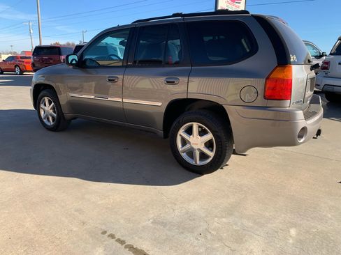 Used 2008 GMC Envoy SLT w/ Sun And 6-Disc Cd Package image 4